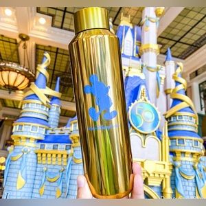 NWT WDW Starbucks Tumbler